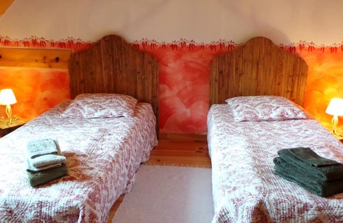 Fougerolles Cama Y Desayuno | Guestroom Fougerolles, 2 bedrooms, 4 persons