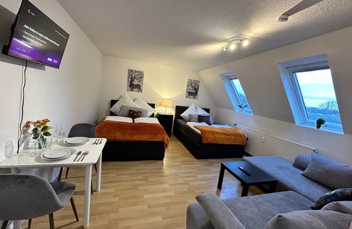 Guetersloh Apartamento | Apartment in Gütersloh with 2 Queen Sized Beds