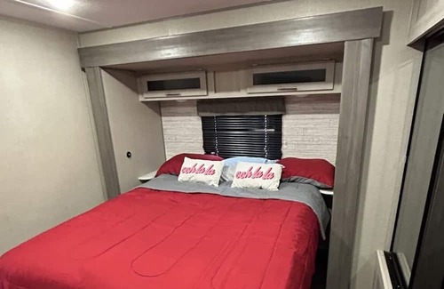 Atascosa Casa | Unique Camper