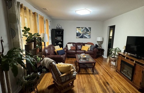 Conway Casa | Coastal Haven: Tranquil Retreat a mile from the heart of downtown Conway, SC