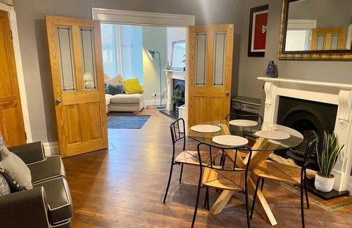 Preston Casa | Beautiful 3-Bed House in Preston