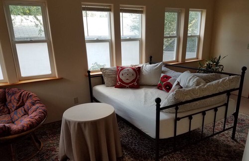 Tyrone Casa | Boho bungalow in Silver City historic district. 5 minute walk to downtown & WNMU