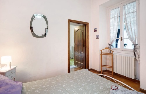 Villa Viani Apartamento | Apartment 'Divino' with Mountain View, Private Terrace and Wi-Fi