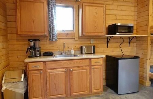 Sunset Casa | Red Oak Group Cabin at Keowee-Toxaway, Red Oak Group Cabin at Keowee-Toxaway