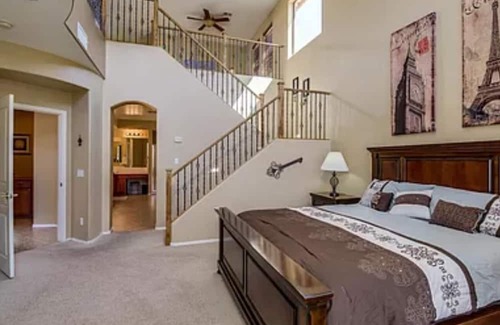 Surprise Farms Casa | Spacious Spring Training Home with 6 bedrooms, game room, pool and putting green