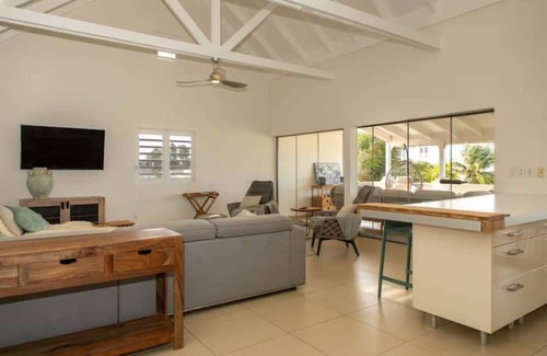 Hato Apartamento | Penthouse Flamboyant