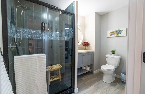 Plainfield Condominio | Enjoy this spacious condo, near downtown Indianapolis..