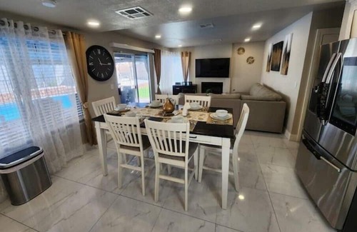 Spring Valley Villa | *LUXY Diamond Class 2,700sqft Villa | 15-min STRIP