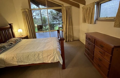Cannons Creek Casa | Water front direct water access