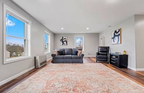 Gorham Apartamento | Stylish 1BD Getaway | Wi-fi | Long Term Available