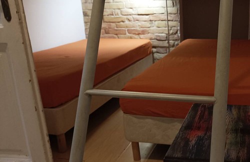 Erzsebetvaros Apartamento | Coolors, quiet, relax.