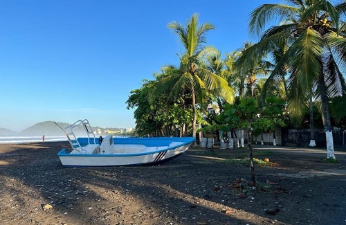 Jaco Cabina | Tide Cabin - RiverBeach