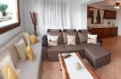 Sourpi Apartamento | Goddess Artemis Apartment