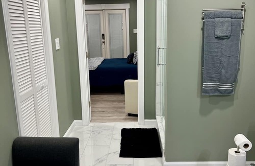 Senoia Apartamento | Cozy studio guest suite just 5 minutes from the filming location of Walking Dead