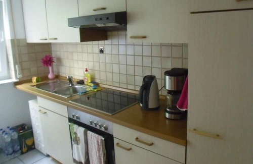 Universitat Apartamento | Schöne, helle 2-Zimmer Wohnung mit Balkon und TG-Stellplatz in Tübingen