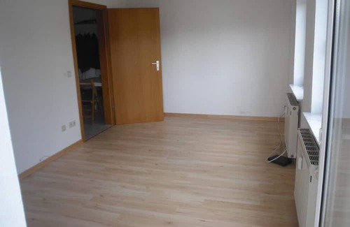 Universitat Apartamento | Schöne, helle 2-Zimmer Wohnung mit Balkon und TG-Stellplatz in Tübingen