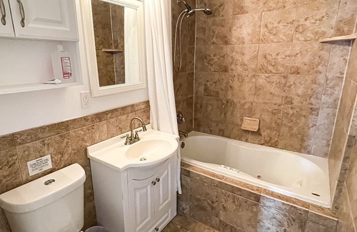 Arabi Casa | Quiet home 15min from FQ, 10min from trendy Bywater Neighborhood!