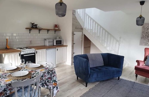 Milltownpass Cabaña | Willow Cottage, the perfect countryside retreat!