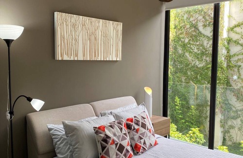 Zona 16 Apartamento | Shift Cayala: 2BR/BA balcony, spa, gym, near US Embassy & amenities. Secure 24/7