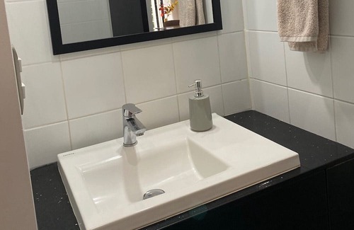 Zona 16 Apartamento | Shift Cayala: 2BR/BA balcony, spa, gym, near US Embassy & amenities. Secure 24/7