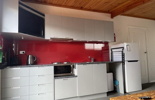 Sisters Beach Casa | Ocean Air Beach House and Apartment, offering 2 seperate living quarters.
