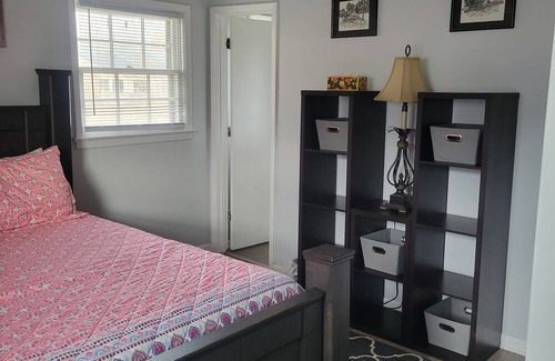 Goose Creek Casa | 2 Bedroom Retreat with Office and Gameroom