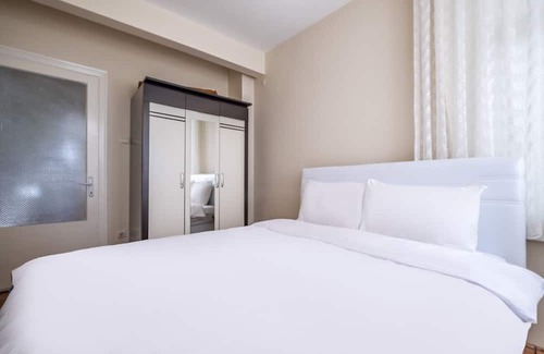 Caddebostan Mahallesi Apartamento | Chic Flat with Balcony Close to Caddebostan Shore