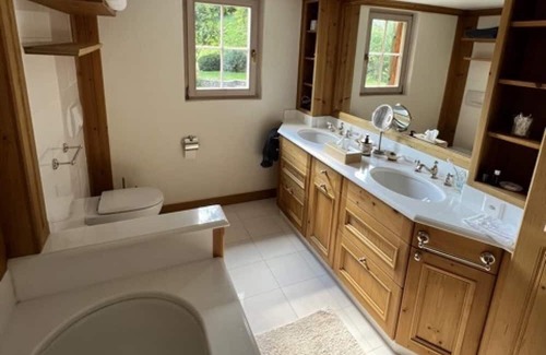 Rougemont Apartamento | Gstaad , Switzerland skiing from exclusive Rougemont chalet apartment,