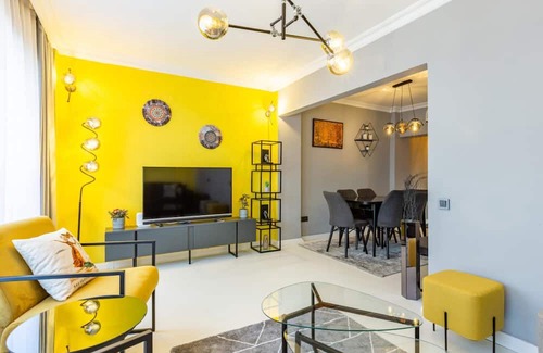 Osmanbey Apartamento | Central and Chic Flat on Rumeli Street, Nisantasi