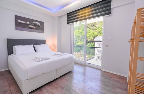 Kemer Apartamento | Modern Flat near Public Transportation in Kemer