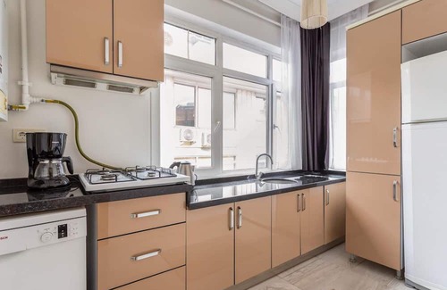 Goztepe Apartamento | Fabulous Flat Near Bagdat Street in Kadikoy