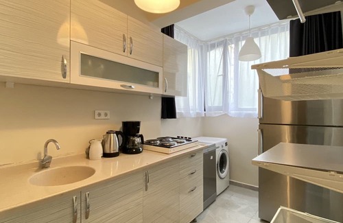 Goztepe Apartamento | Exquisite Central Flat near Bagdat Street