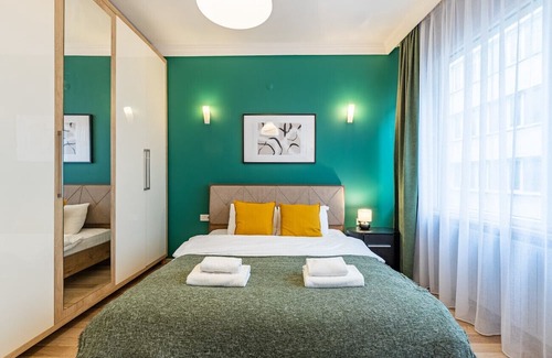 Cumhuriyet Apartamento | Missafir Sleek and Central Flat in Nisantasi
