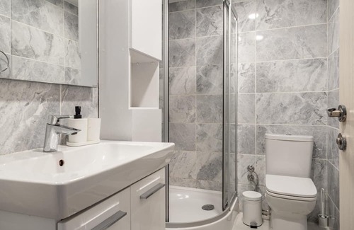 Bostanci Apartamento | Missafir Modern Flat with Balcony on Bagdat Street