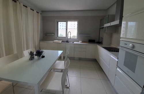 Les Berges Du Lac II Apartamento | Prestige: Luxurious 120m2 next to UN offices Lac2