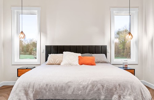 West Grey Casa | Markdale Farmhouse Retreat Upper Unit