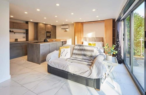 Holmbridge Apartamento | Host & Stay | Pâl Lodge