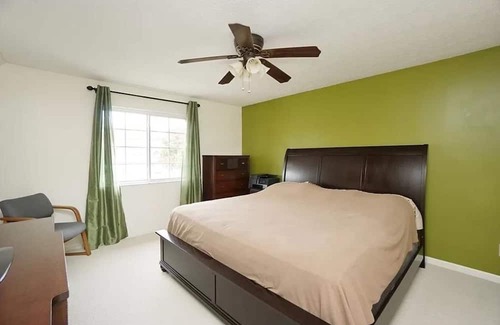 Roselawn Finance Condominio | Beautifully furnished 2BR in a quiet cove in the heart of Cincinnati.