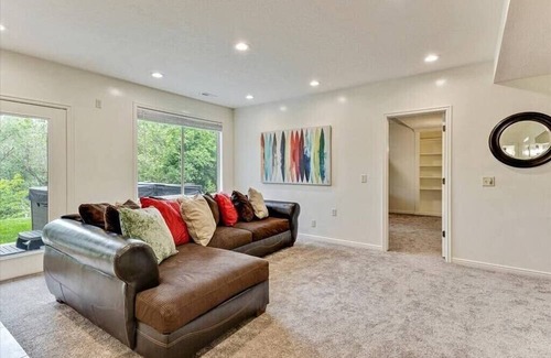 Highland Casa | Highland Oasis | New Hot Tub | Hammock | Fire Pit