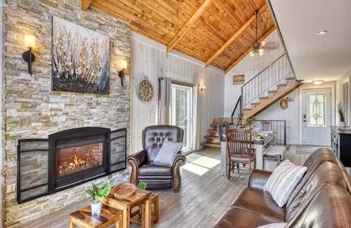 La Minerve Chalet De Esquí | Welcoming and Scenic Cottage on the Lake !