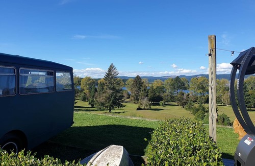 Mangakino Cabina | Unique Lake view Cabin