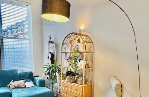 Wallington Apartamento | NY style studio 26 min to London