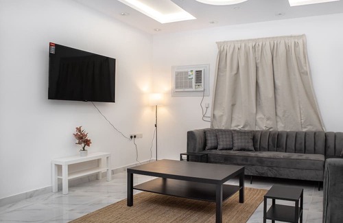 Medina Apartamento | Modern Family Apt near Al-Masjid