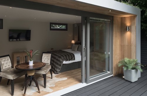 Hillrise Cabina | Stunning Highgate / Crouch End Garden Annexe