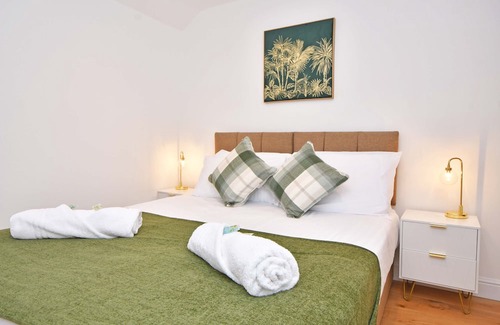 Sandbach Casa | Perfect Fusion of Comfort and Convenience at Chapel House. BOOK NOW!