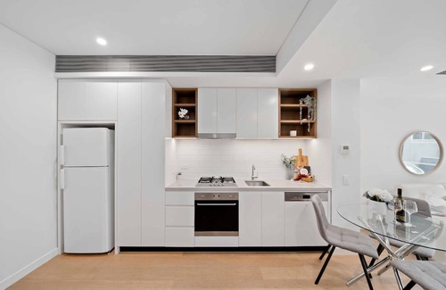 Strathfield Apartamento | Ashfield 2Br steps to Shopping & Train Station