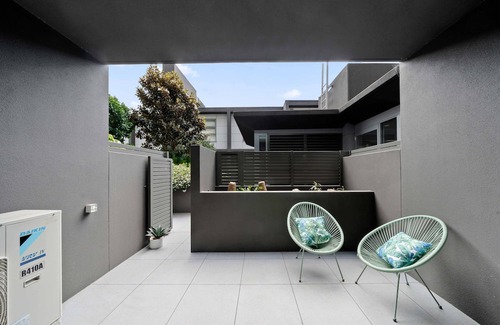Strathfield Apartamento | Ashfield 2Br steps to Shopping & Train Station