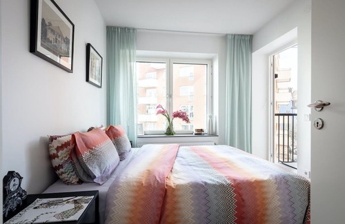 Solna Apartamento | Mysigt Lägenheten Nära Stan