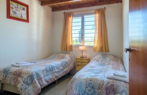 San Carlos de Bariloche Cabina | Marble Home. Mtn Views. Garage Access. BBQ. Garage