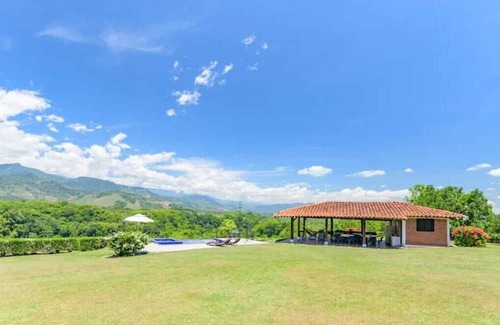 Calarca Casa | Casa Vistahermosa Armenia